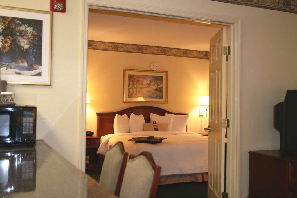 Hampton Inn & Suites Atlanta-Galleria Smyrna Habitación foto